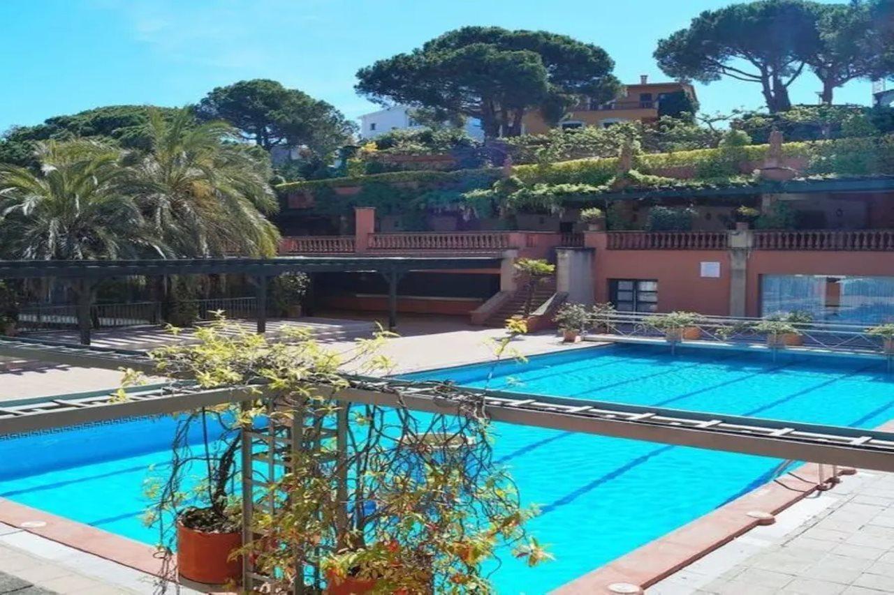 107071 - House In Lloret De Mar Exterior photo